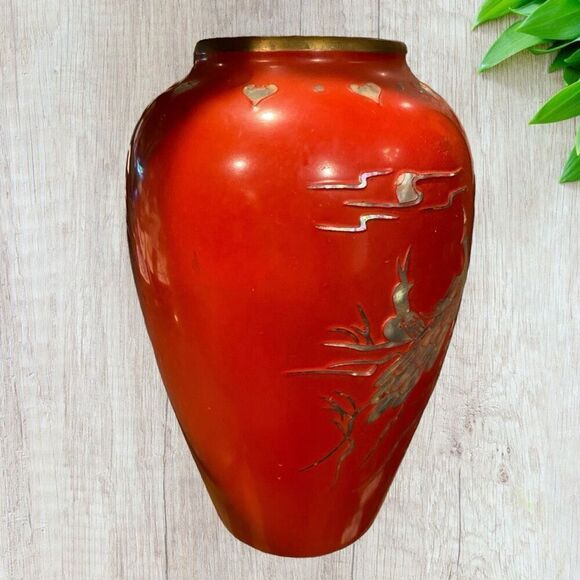 Vintage Brass Enamel Vase Mother Of Pearl Inlay Hearts Peacock - Picture 2 of 8